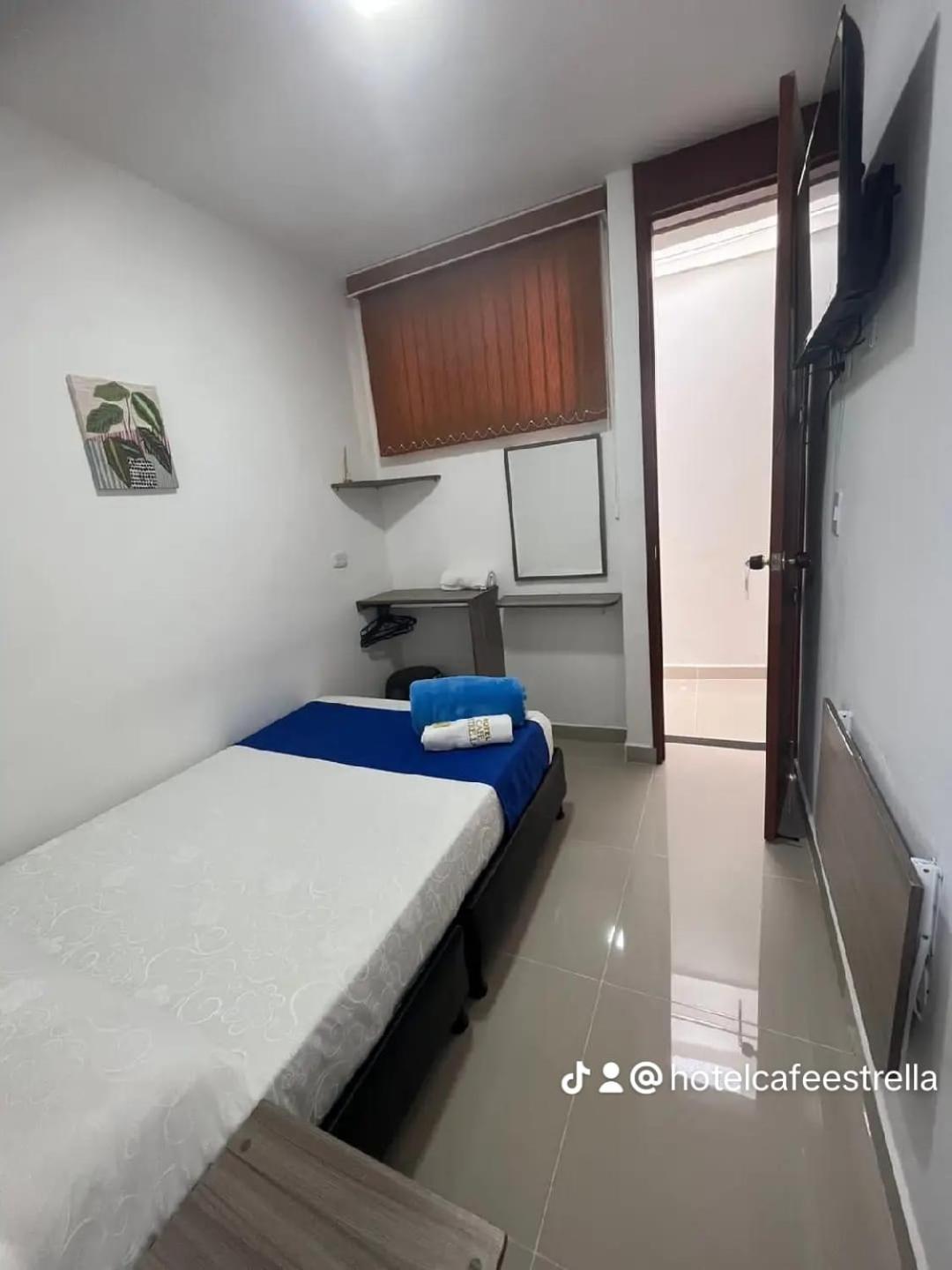 Hotel Cafe Estrella Armenia  Ngoại thất bức ảnh