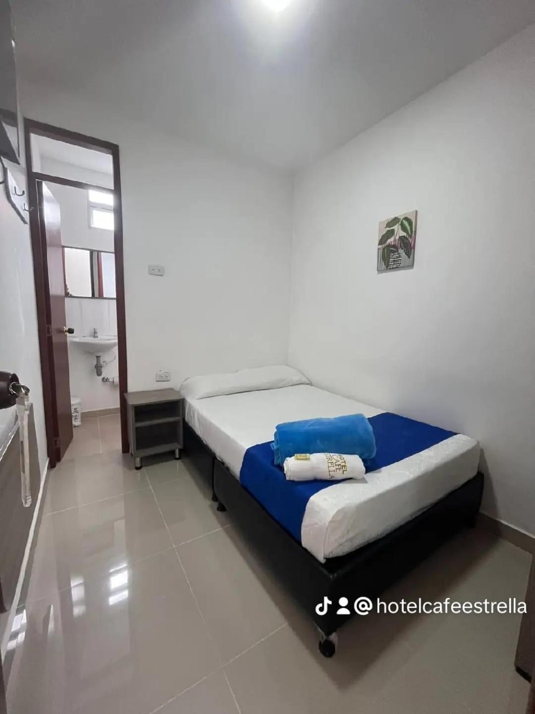 Hotel Cafe Estrella Armenia  Ngoại thất bức ảnh