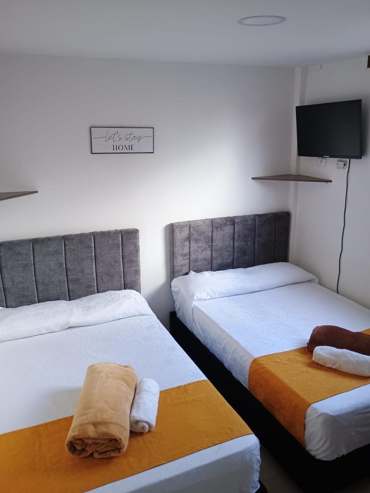 Hotel Cafe Estrella Armenia  Ngoại thất bức ảnh