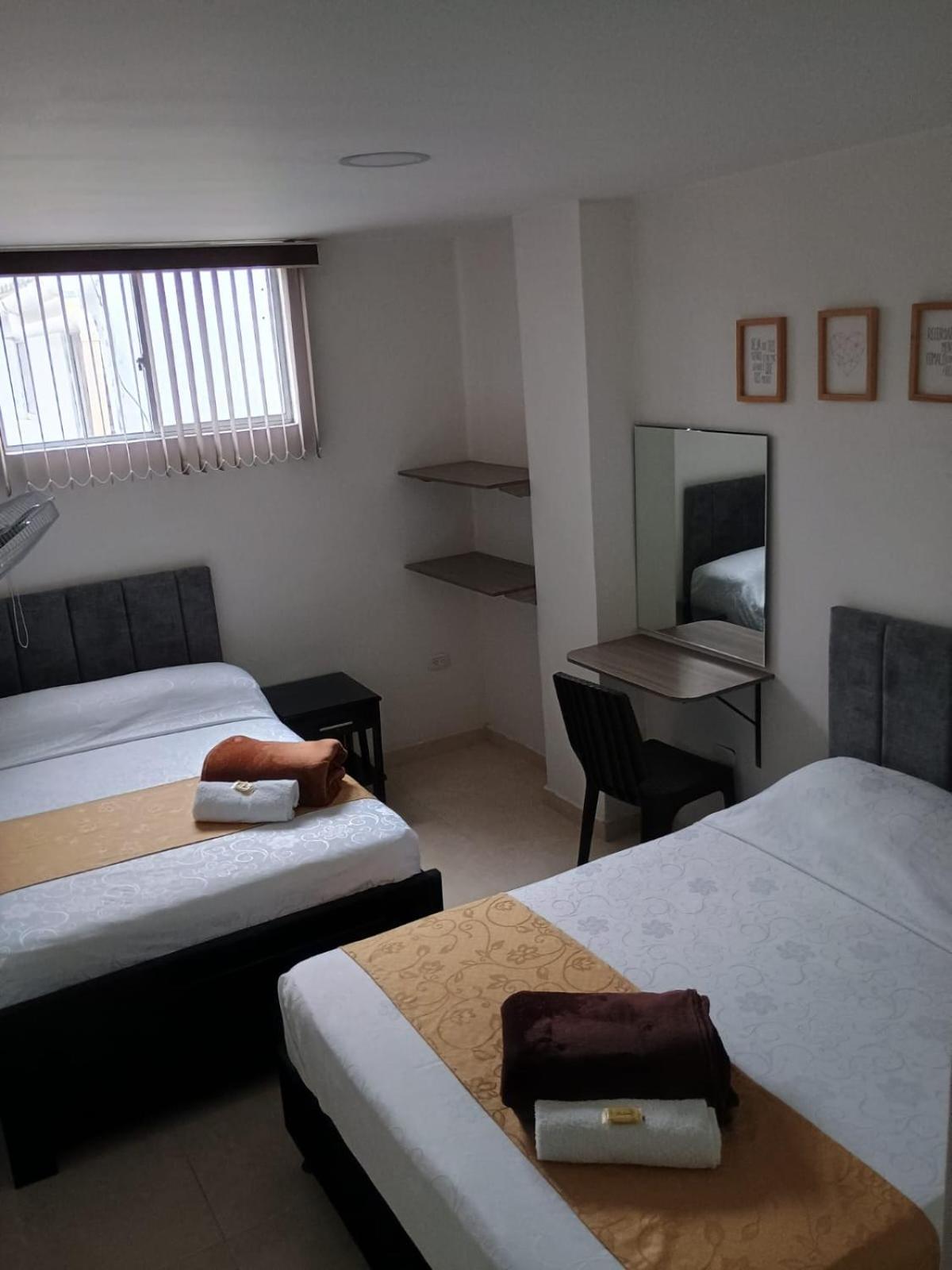 Hotel Cafe Estrella Armenia  Phòng bức ảnh
